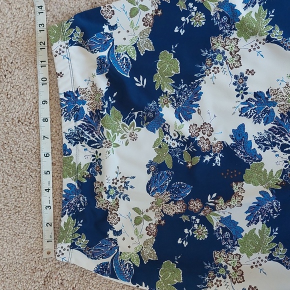 Petite Sophisticate skirt NWOT - Picture 4 of 7